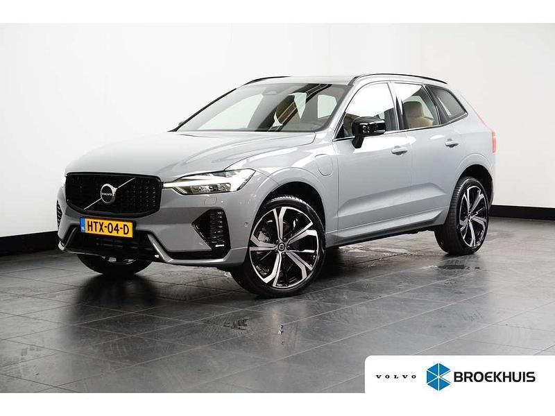 Grijs Nieuw 2024 Volvo XC60 Plus SUV | € 69.900 - Afbeelding 1/4