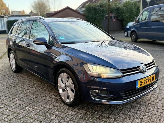 Occasion VW Golf VII Highline 122 PK (89 kW) 2014 Blauw (metallic) Stationwagen