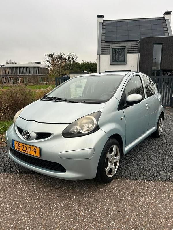Gebruikt 2006 Toyota Aygo Hatchback | € 1.300 (Goede deal) - Afbeelding 1/4