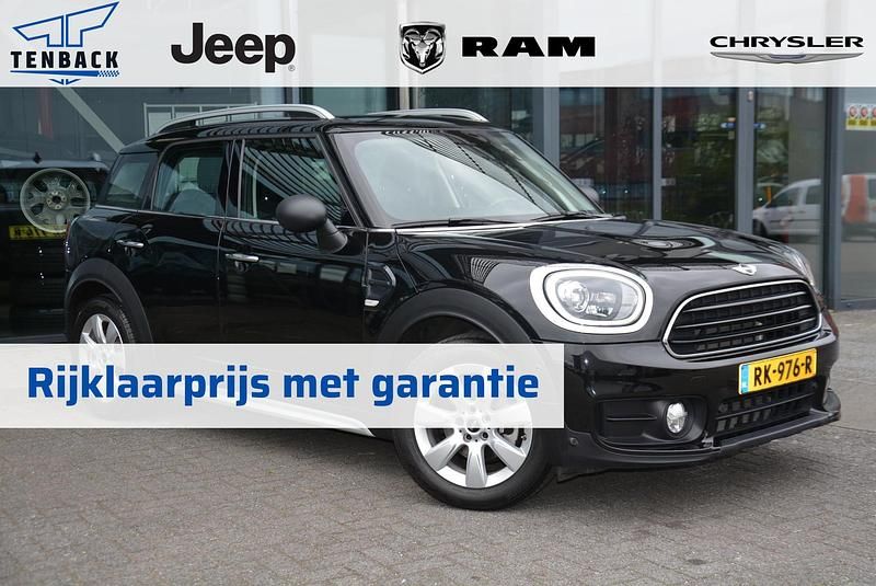 Zwart Gebruikt 2018 Mini One Countryman SUV | € 22.445 (Eerlijke prijs) - Afbeelding 1/4