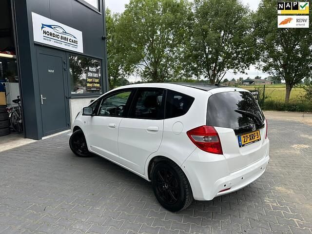 Wit Gebruikt 2012 Honda Jazz S Hatchback | € 3.750 (Goede deal) - Afbeelding 1/4