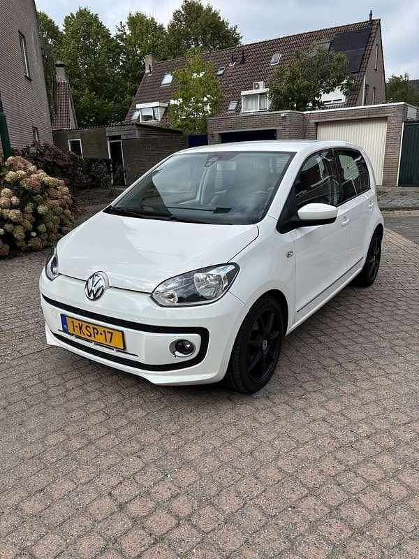 Wit Gebruikt 2013 VW up! Hatchback | € 5.750 (Goede deal) - Afbeelding 1/4