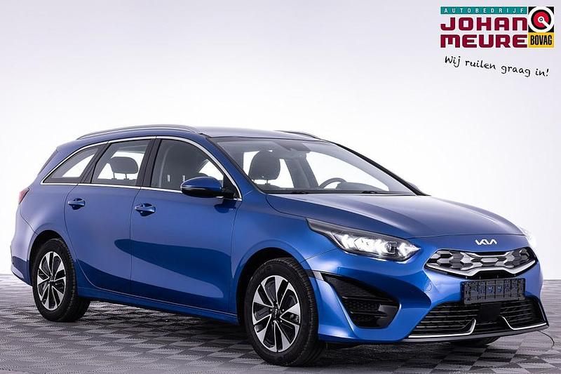 Blauw Gebruikt 2022 Kia Ceed SUV | € 23.490 (Goede deal) - Afbeelding 1/4