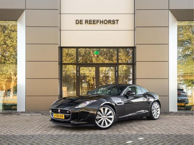 Zwart Gebruikt 2014 Jaguar F-Type S Coupé | € 41.900 (Goede deal) - Afbeelding 1/4