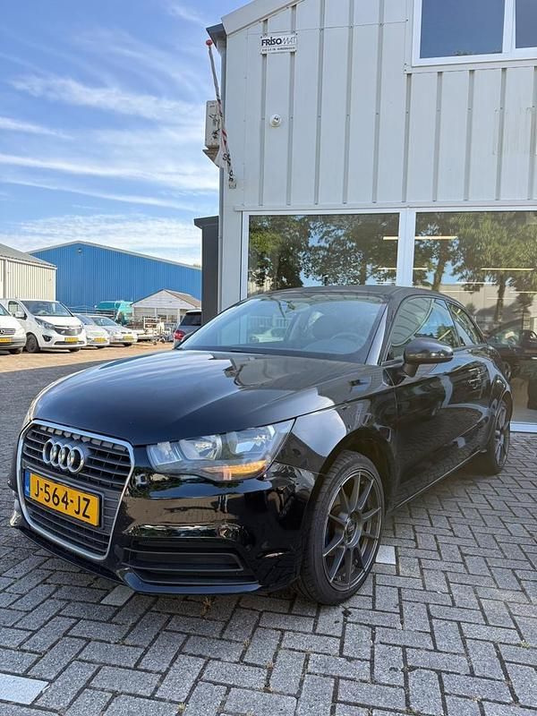 Occasion Audi A1 Attraction 86 PK (63 kW) 2011 Hatchback Hatchback