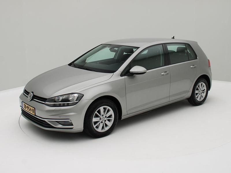Grijs Gebruikt 2018 VW Golf VII Comfortline Hatchback | € 16.550 (Super prijs) - Afbeelding 1/3