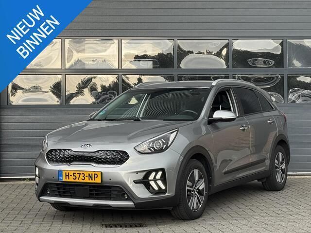 Grijs Gebruikt 2020 Kia Niro SUV | € 20.450 (Eerlijke prijs) - Afbeelding 1/3