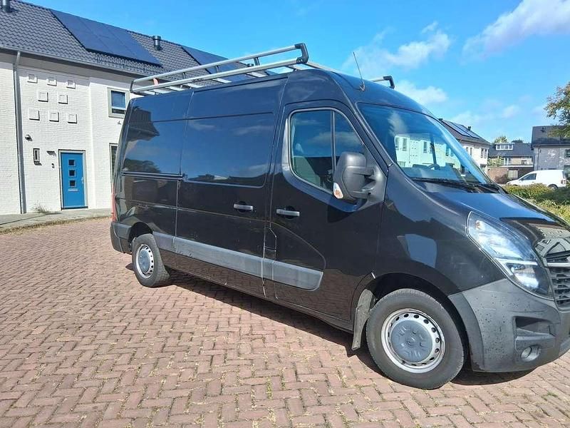 Zwart Gebruikt 2021 Opel Movano Van | € 12.495 (Goede deal) - Afbeelding 1/4
