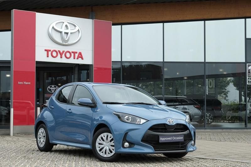 Blauw Gebruikt 2020 Toyota Yaris Hybrid Active Hatchback | € 18.499 (Eerlijke prijs) - Afbeelding 1/1