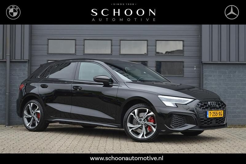 Zwart Occasion 2021 Audi A3 Sportback e-tron Competition Hatchback | € 26.950 (Super prijs) - Afbeelding 1/4