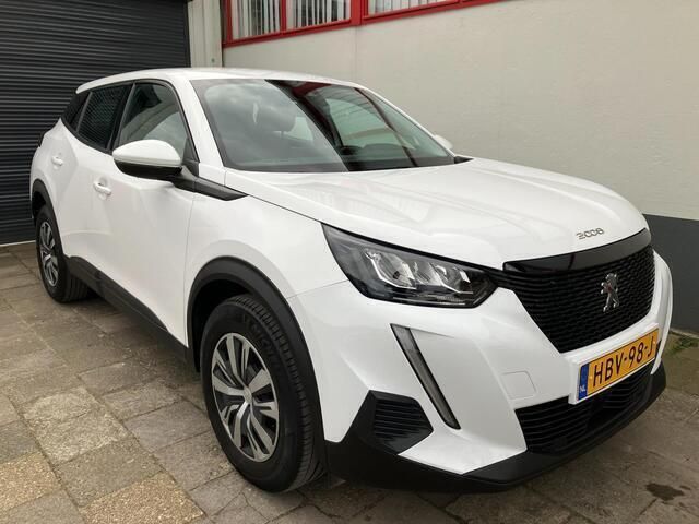 Wit Gebruikt 2020 Peugeot 2008 Active SUV | € 15.950 (Goede deal) - Afbeelding 1/4