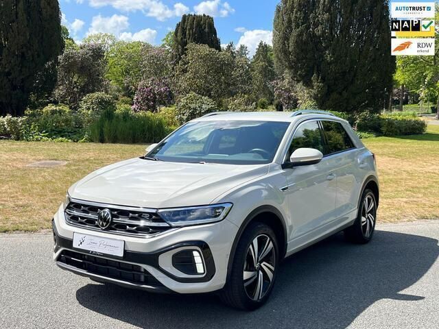 Grijs Gebruikt 2023 VW T-Roc R-line SUV | € 32.950 (Eerlijke prijs) - Afbeelding 1/4