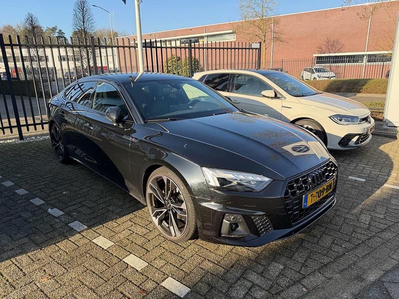 Occasion Audi A5 Sportback S-Line 150 PK (110 kW) 2022 Zwart (metallic) Hatchback