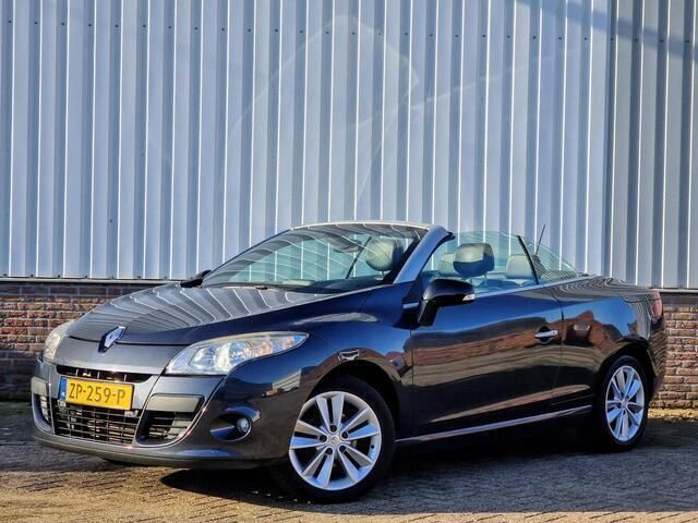 Grijs Gebruikt 2010 Renault Mégane Cabriolet Cabriolet | € 6.895 (Eerlijke prijs) - Afbeelding 1/4
