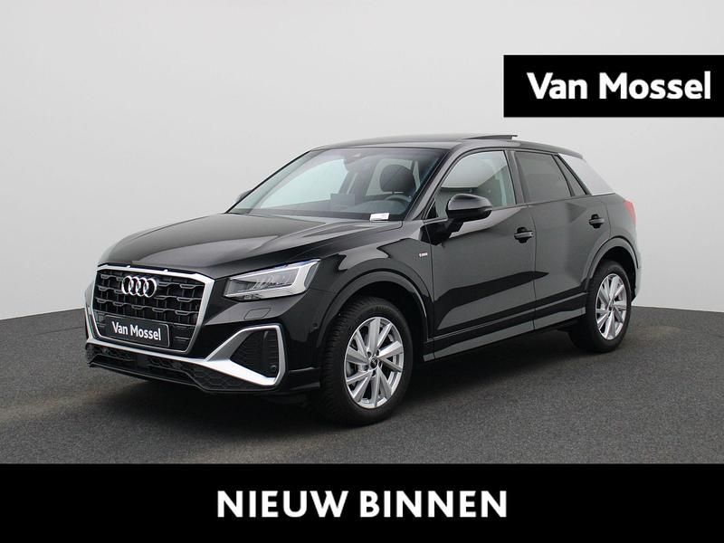 Zwart Gebruikt 2024 Audi Q2 S-Line SUV | € 39.900 (Duur) - Afbeelding 1/4