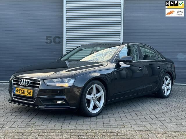 Zwart Gebruikt 2012 Audi A4 Proline Sedan | € 5.950 (Super prijs) - Afbeelding 1/4