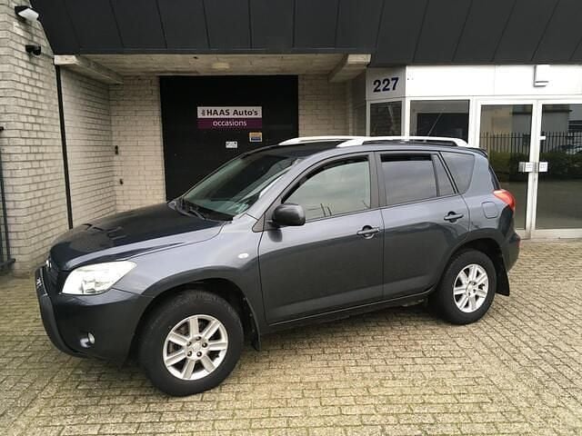 Grijs Occasion 2006 Toyota RAV4 Sol SUV | € 5.999 (Eerlijke prijs) - Afbeelding 1/4