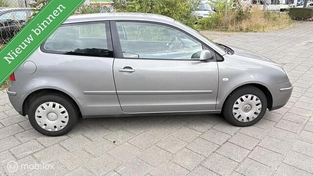 Occasion VW Polo 64 PK (47 kW) 2005 Grijs Hatchback