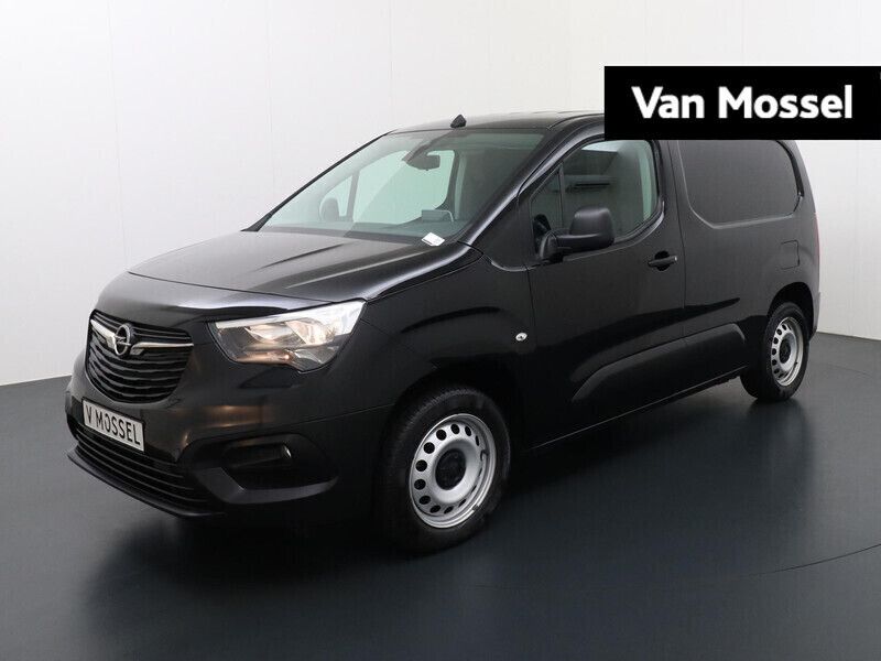 Zwart Gebruikt 2023 Opel Combo Edition MPV | € 18.440 (Eerlijke prijs) - Afbeelding 1/4