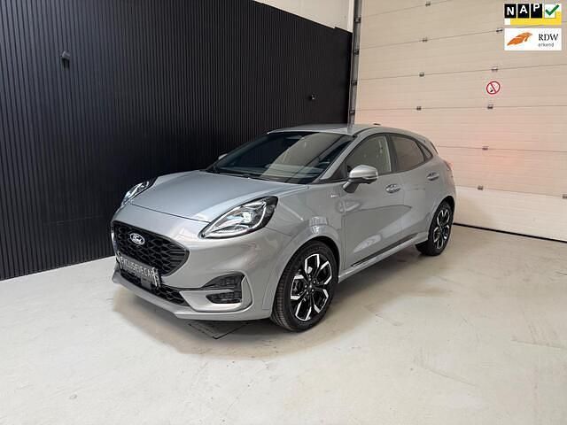 Grijs Gebruikt 2024 Ford Puma Gen-E ST-Line SUV | € 27.500 - Afbeelding 1/4