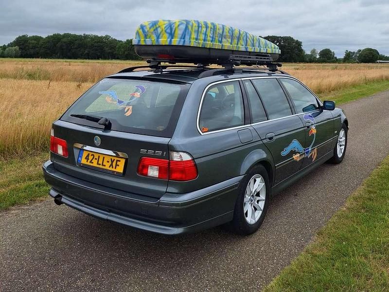 Gebruikt 2003 BMW 525 Stationwagen | € 2.900 (Eerlijke prijs) - Afbeelding 1/4