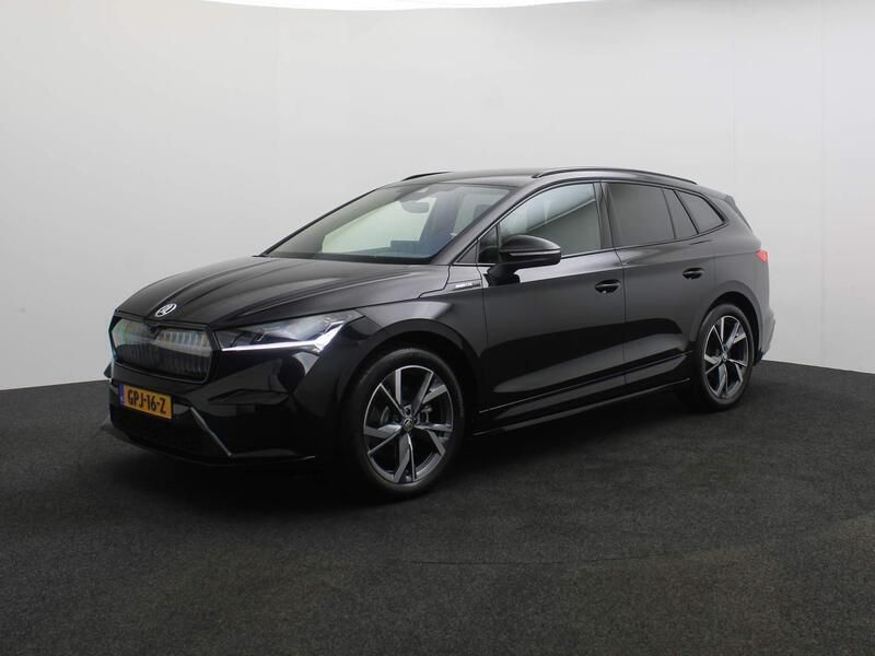 Black magic Gebruikt 2024 Skoda Enyaq iV SportLine SUV | € 48.900 - Afbeelding 1/4