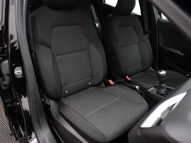 Occasion Renault Clio V Equilibre 92 PK (67 kW) 2023 Zwart metallic Hatchback