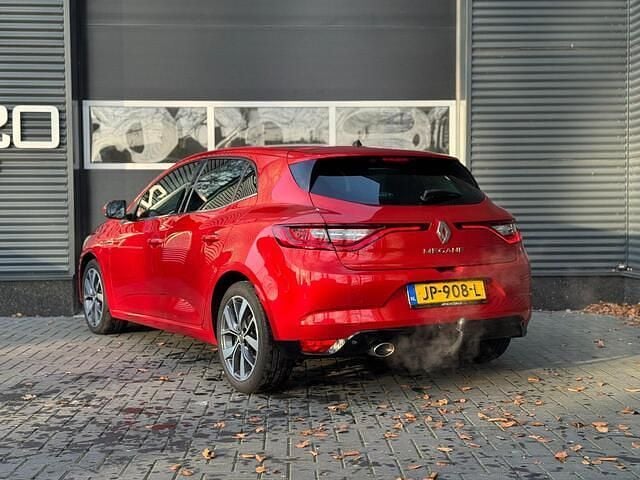 Occasion Renault Mégane IV Bose Edition 132 PK (97 kW) 2016 Rood Hatchback