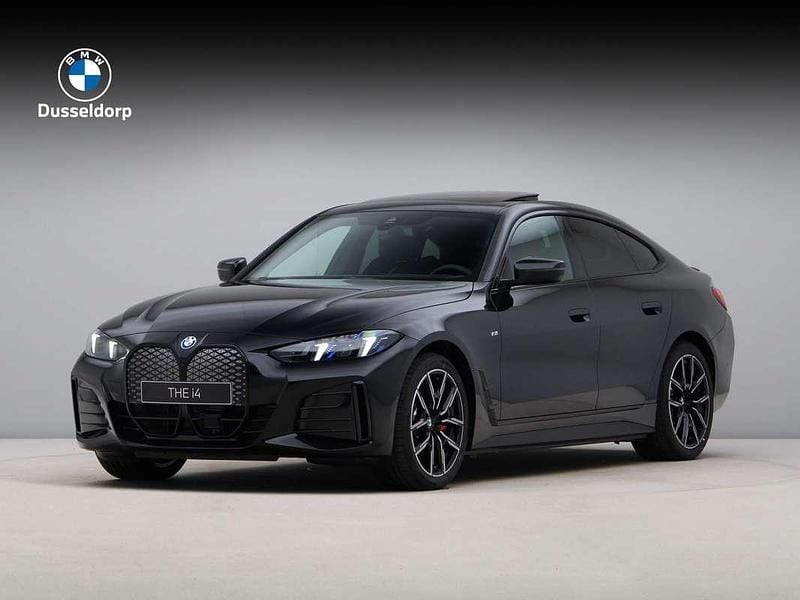 Zwart Nieuw 2025 BMW i4 M Sport Sedan | € 77.141 (Eerlijke prijs) - Afbeelding 1/4