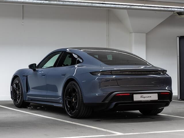Nieuw Porsche Taycan Black Edition 2025 Blauw Sedan