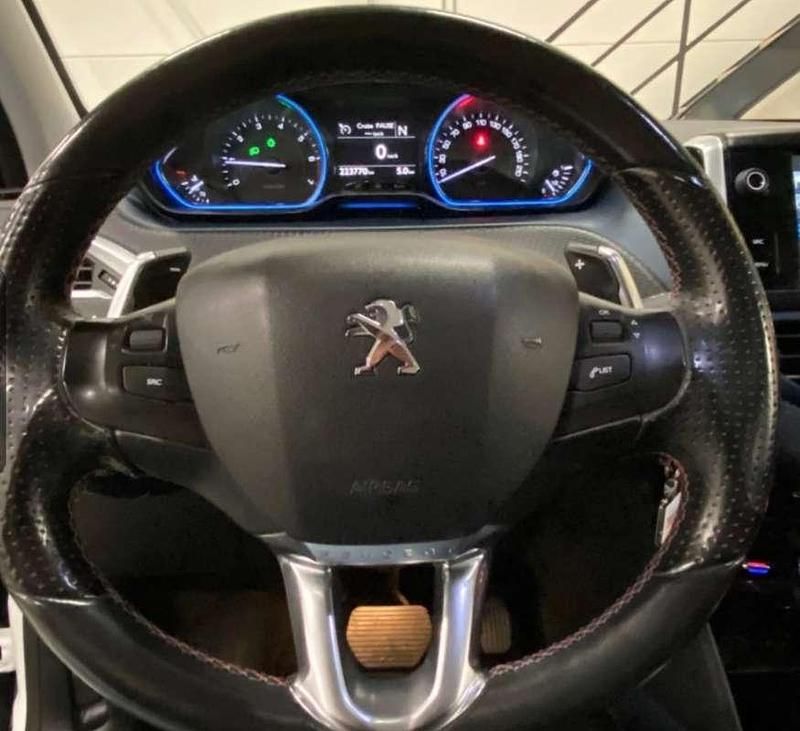 Occasion Peugeot 2008 Crossway 82 PK (60 kW) 2015 Wit SUV