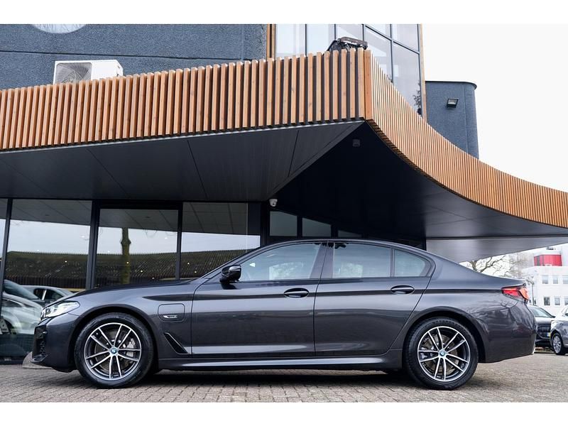 Occasion BMW 530 184 PK (135 kW) 2022 Grijs Sedan