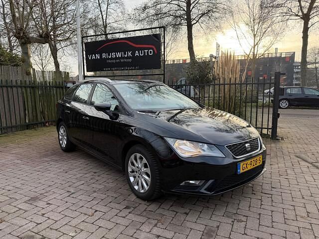 Zwart Occasion 2015 Seat Leon ST Style Stationwagen | € 4.790 (Eerlijke prijs) - Afbeelding 1/4