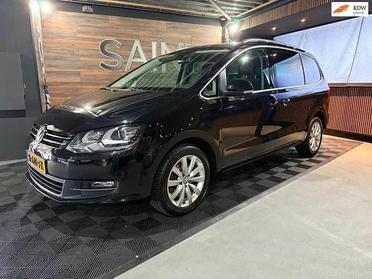 Occasion 2015 VW Sharan Highline MPV | € 14.250 (Eerlijke prijs) - Afbeelding 1/4