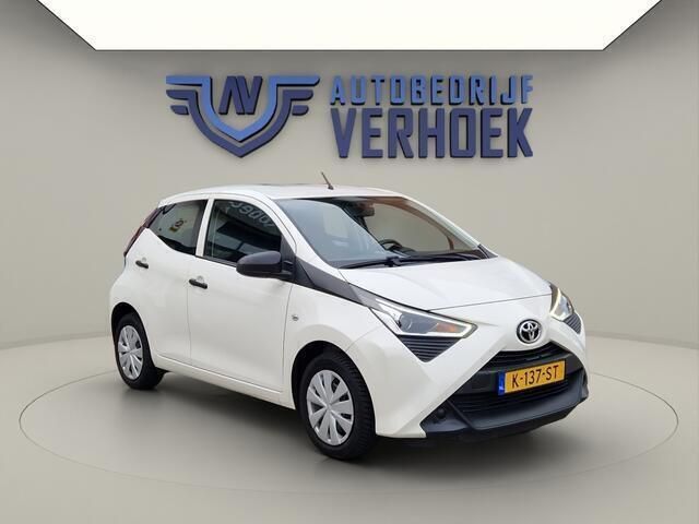 Wit Gebruikt 2021 Toyota Aygo Hatchback | € 10.900 (Eerlijke prijs) - Afbeelding 1/4