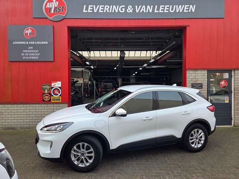 Wit Gebruikt 2022 Ford Kuga Titanium SUV | € 25.950 (Goede deal) - Afbeelding 1/4