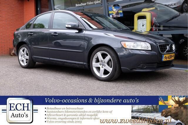 Grijs Gebruikt 2009 Volvo S40 Sedan | € 4.950 (Eerlijke prijs) - Afbeelding 1/4
