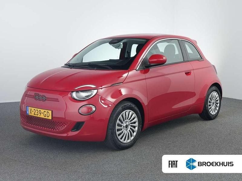 Rood Gebruikt 2023 Fiat 500e Red Hatchback | € 16.900 (Eerlijke prijs) - Afbeelding 1/4