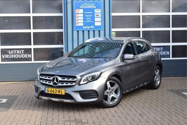 Grijs Gebruikt 2019 Mercedes GLA180 Business SUV | € 28.350 (Iets duurder) - Afbeelding 1/4