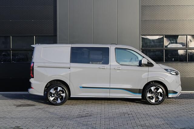 Nieuw Ford Transit Custom Limited 232 PK (170 kW) 2025 Grijs Van