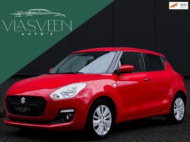 Rood Gebruikt 2020 Suzuki Swift Hatchback | € 12.900 (Eerlijke prijs) - Afbeelding 1/4