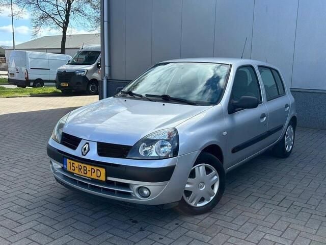 Grijs Gebruikt 2005 Renault Clio R.S. Authentique Hatchback | € 1.650 (Eerlijke prijs) - Afbeelding 1/4