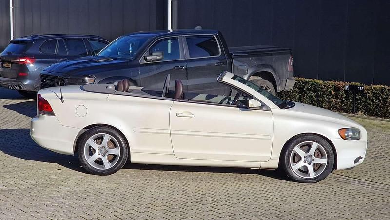 Wit Gebruikt 2007 Volvo C70 Summum Cabriolet | € 6.000 (Iets duurder) - Afbeelding 1/4