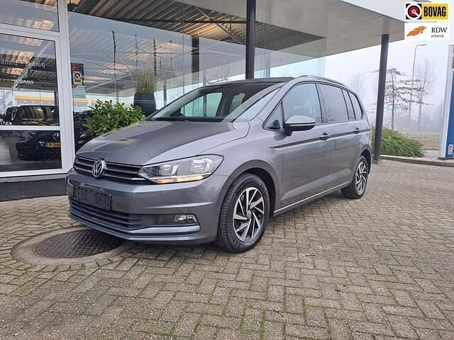 Grijs Occasion 2019 VW Touran Highline MPV | € 16.750 (Eerlijke prijs) - Afbeelding 1/4