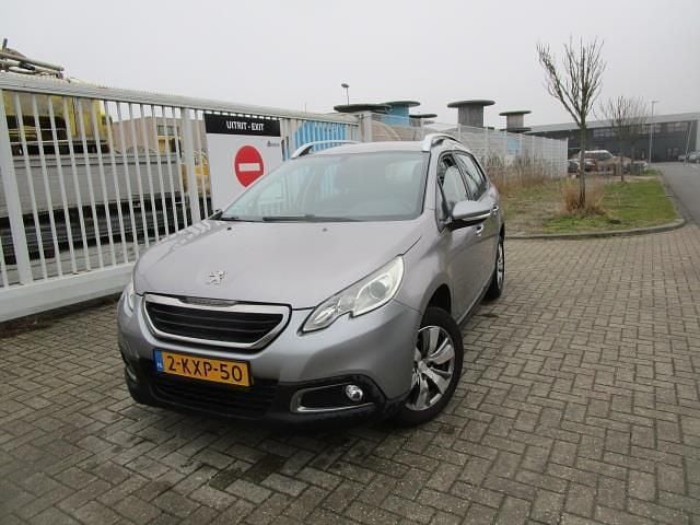 Grijs Occasion 2013 Peugeot 2008 Active SUV | € 3.950 (Super prijs) - Afbeelding 1/4