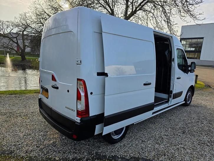 Occasion Renault Master 136 PK (100 kW) 2023 MPV