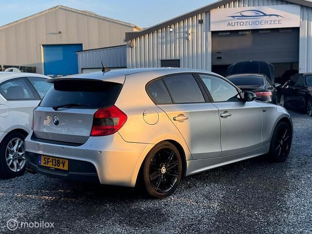 Occasion BMW 118 Executive 129 PK (94 kW) 2005 Grijs Hatchback