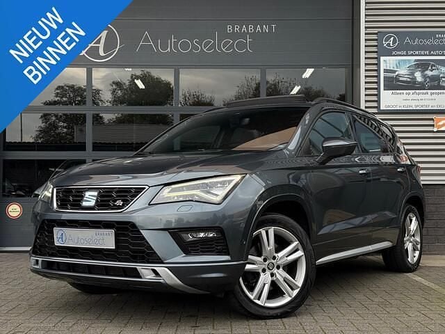 Grijs Gebruikt 2019 Seat Ateca 4Drive SUV | € 24.990 (Eerlijke prijs) - Afbeelding 1/4