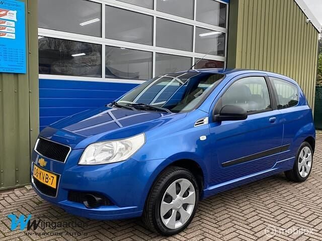 Blauw Gebruikt 2010 Chevrolet Aveo LS Hatchback | € 1.999 (Eerlijke prijs) - Afbeelding 1/4