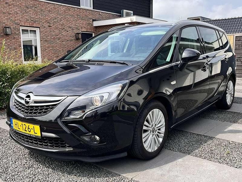 Zwart Gebruikt 2015 Opel Zafira Tourer Business MPV | € 10.500 (Eerlijke prijs) - Afbeelding 1/4